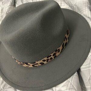 Gray Fedora Hat with Leopard Band